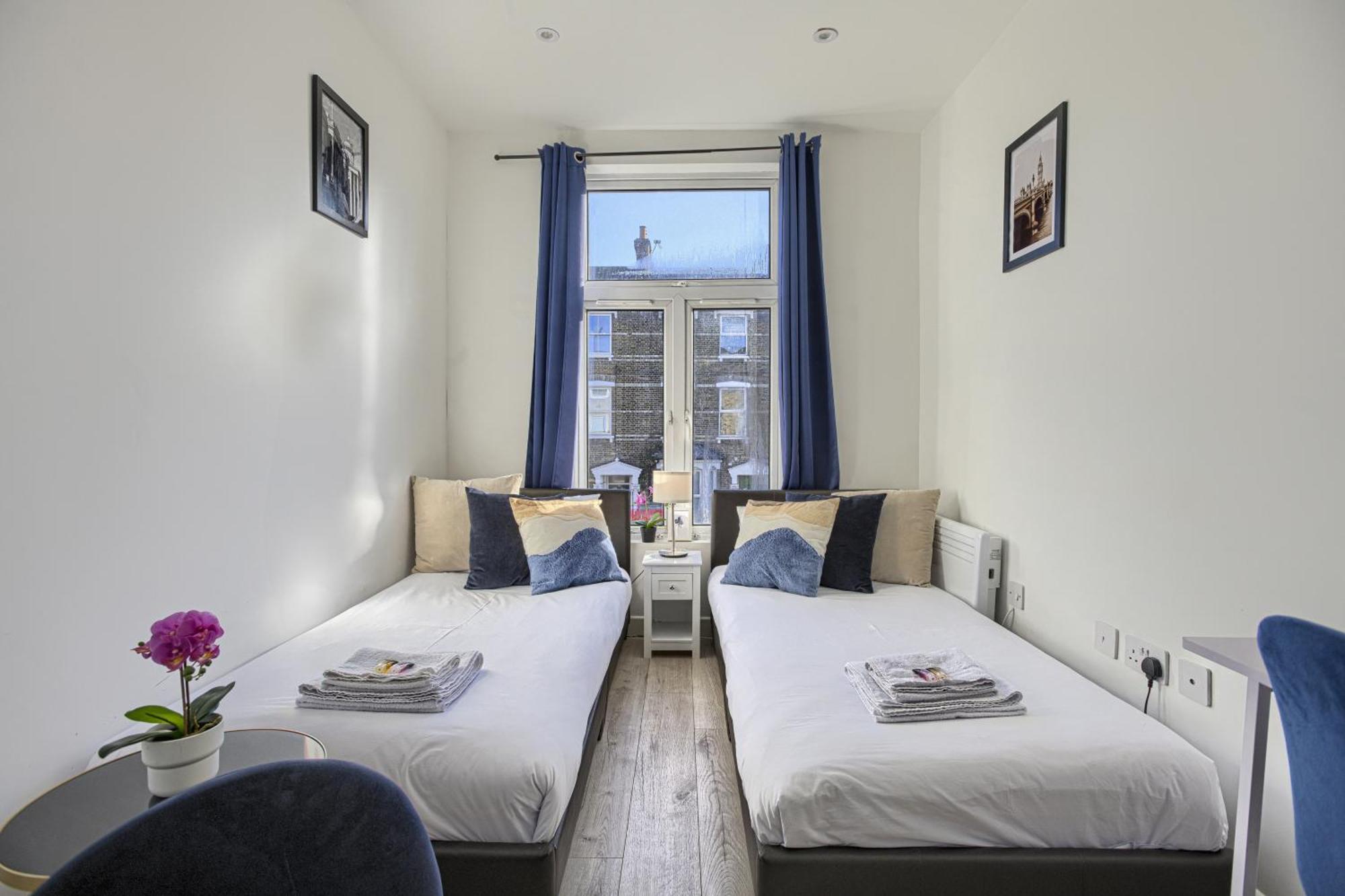 לונדון The Finsbury Deluxe Apartments מראה חיצוני תמונה