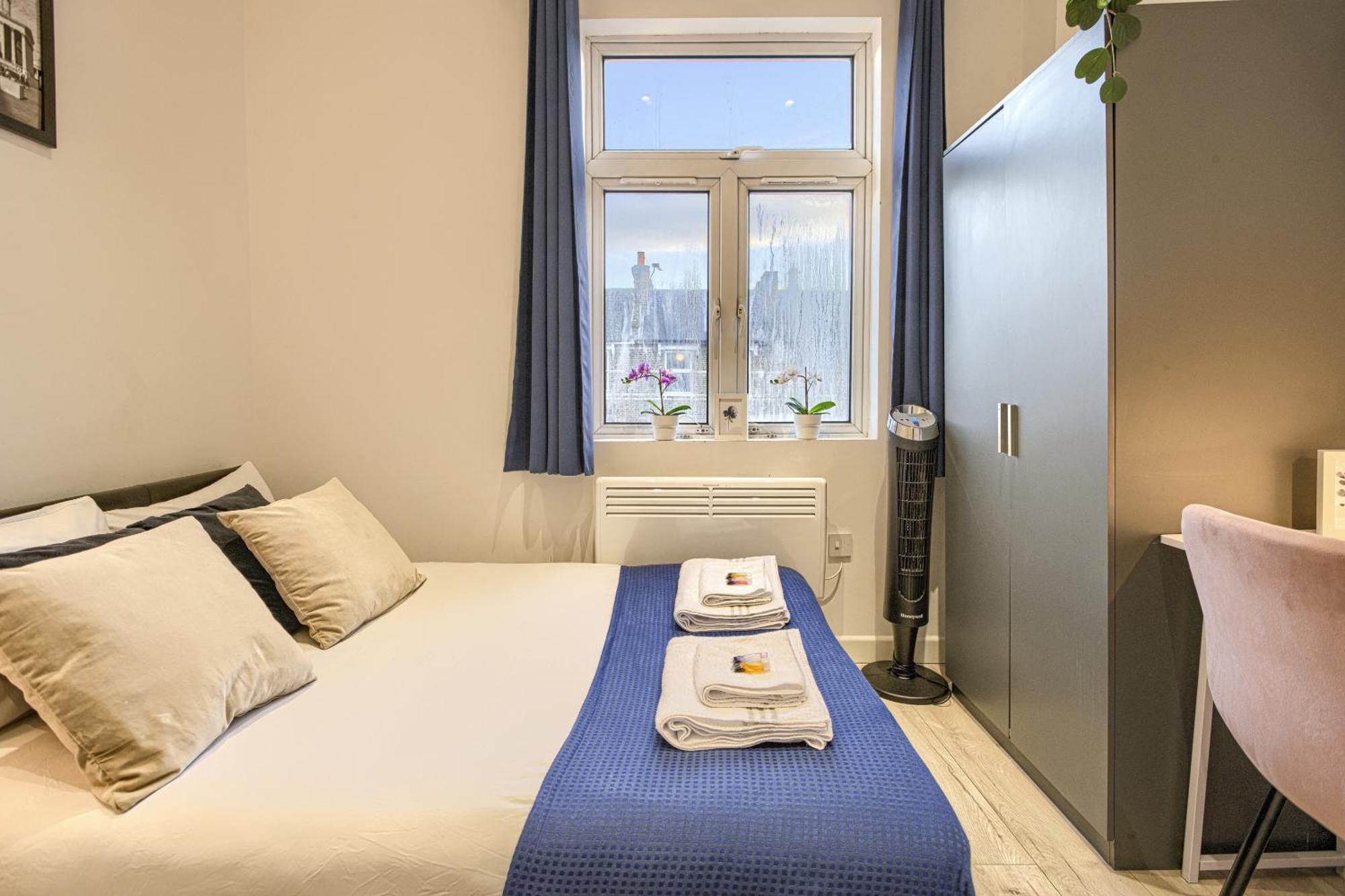 לונדון The Finsbury Deluxe Apartments מראה חיצוני תמונה